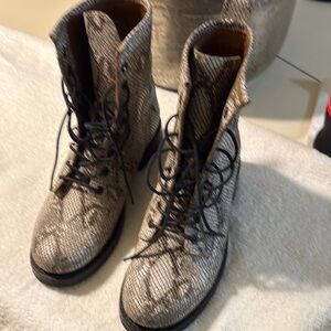 Frye women boots